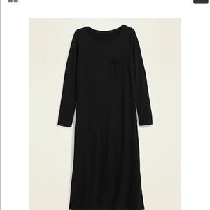 Old Navy Black Long Sleeve Midi Crewneck Dress